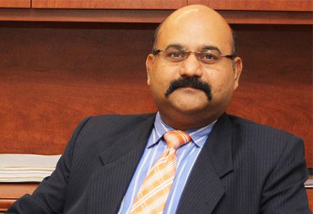 Reigning the Cloud in a High-Velocity Digital World